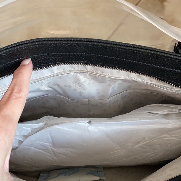 Thirty-One Black Beauty Pebble New Bag! - Picture 5 of 6